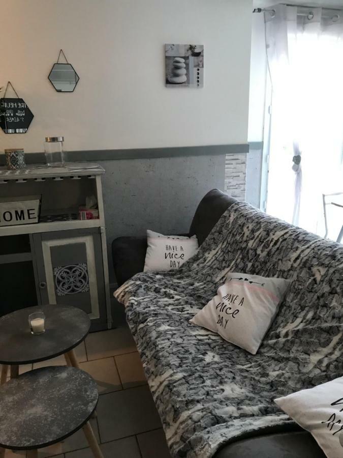 Joli Studio Au Coeur De Verdun Εξωτερικό φωτογραφία